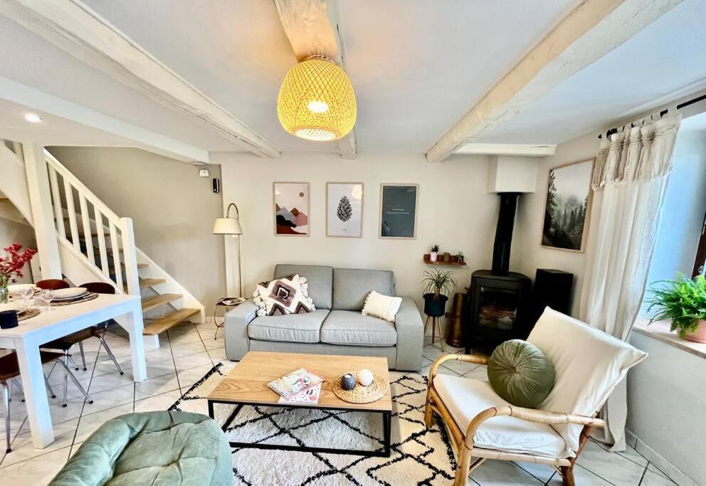 Maison De Village Holiday home